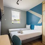 Ibis Budget La Defense Nanterre