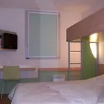 Ibis Budget La Defense 2* Nanterre