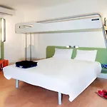 Hotel Ibis Budget La Defense 2*