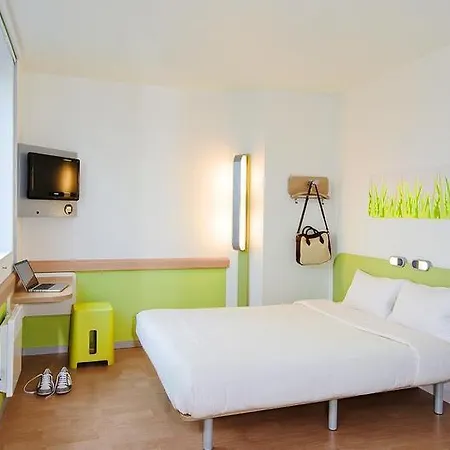 Ibis Budget La Defense Hotel