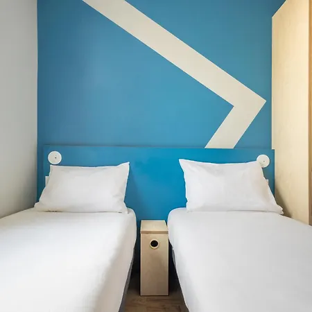 Ibis Budget La Defense 2*