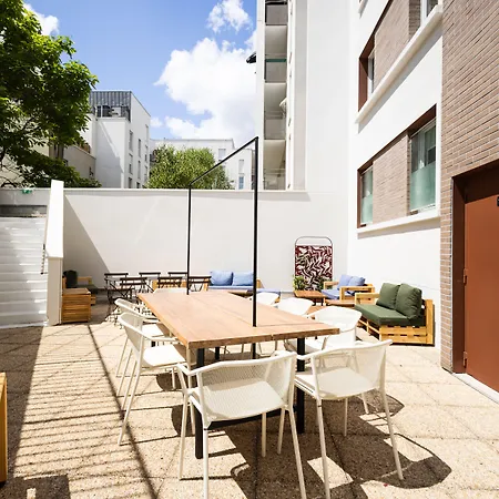 Ibis Budget La Defense Hotel 2*