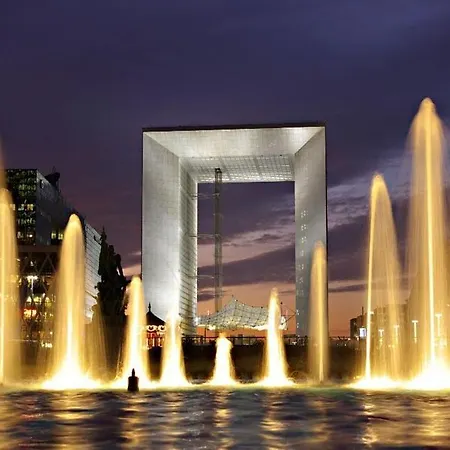 Hotel Ibis Budget La Defense 2*