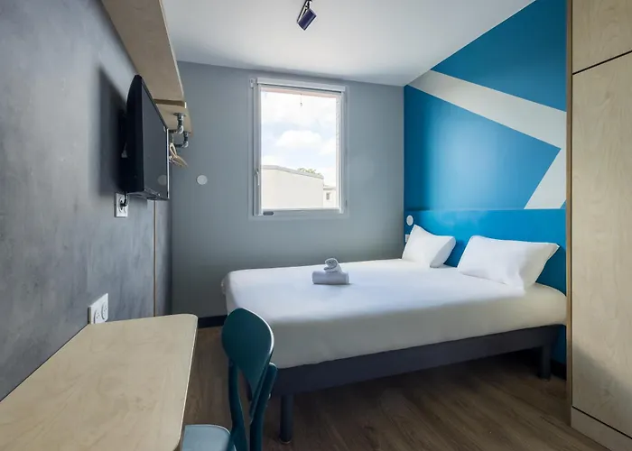 ホテル Ibis Budget La Defense 2*