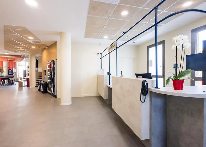 Ibis Budget La Defense ホテル 2*