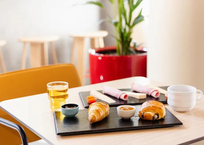 ホテル Ibis Budget La Defense 2*