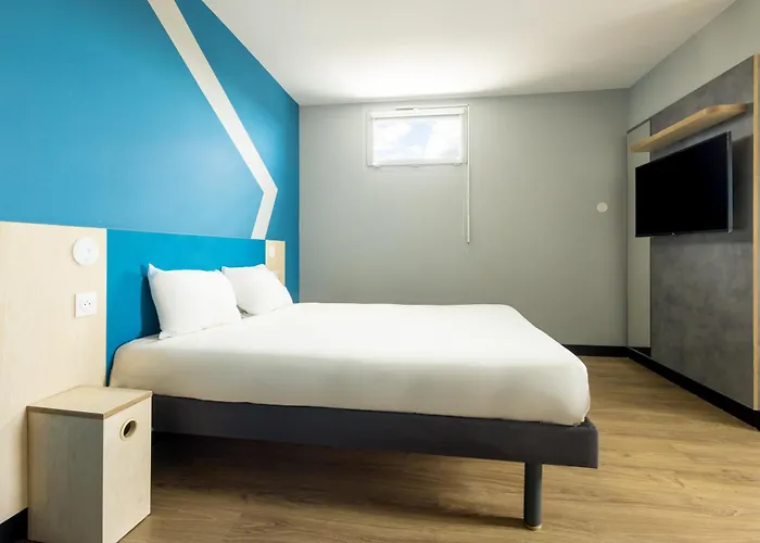 ホテル Ibis Budget La Defense 2*