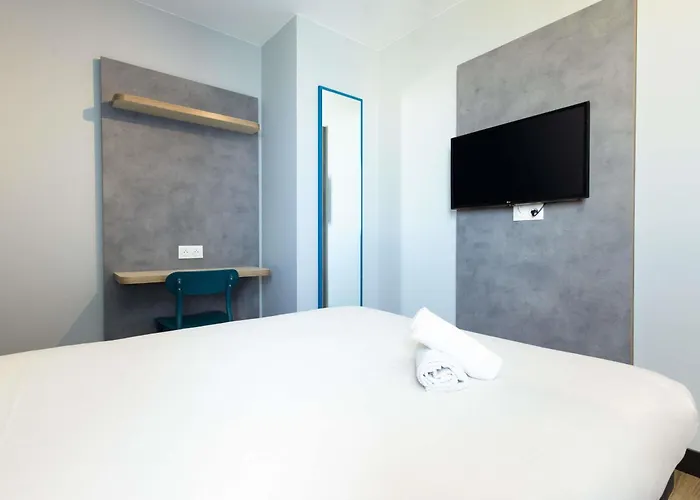 Ibis Budget La Defense ホテル 2*