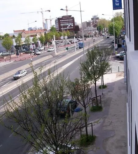 Ibis Budget La Defense 2* ナンテール
