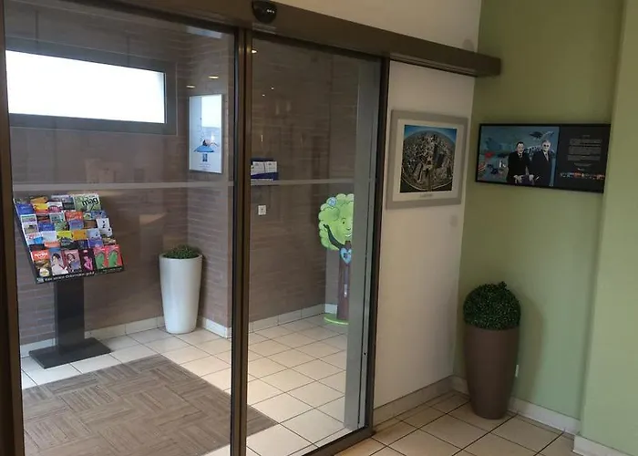 ホテル Ibis Budget La Defense 2*